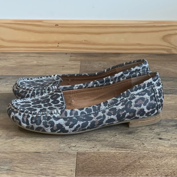 Lucky Brand leather cheetah printed moccasins flats shoes size 8.5M - Picture 1 of 6